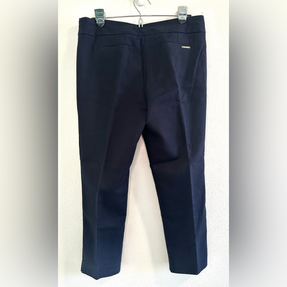 Anne Klein Dark Navy Cropped/Capri Work Dress Pants - Size 6 - Picture 2 of 7
